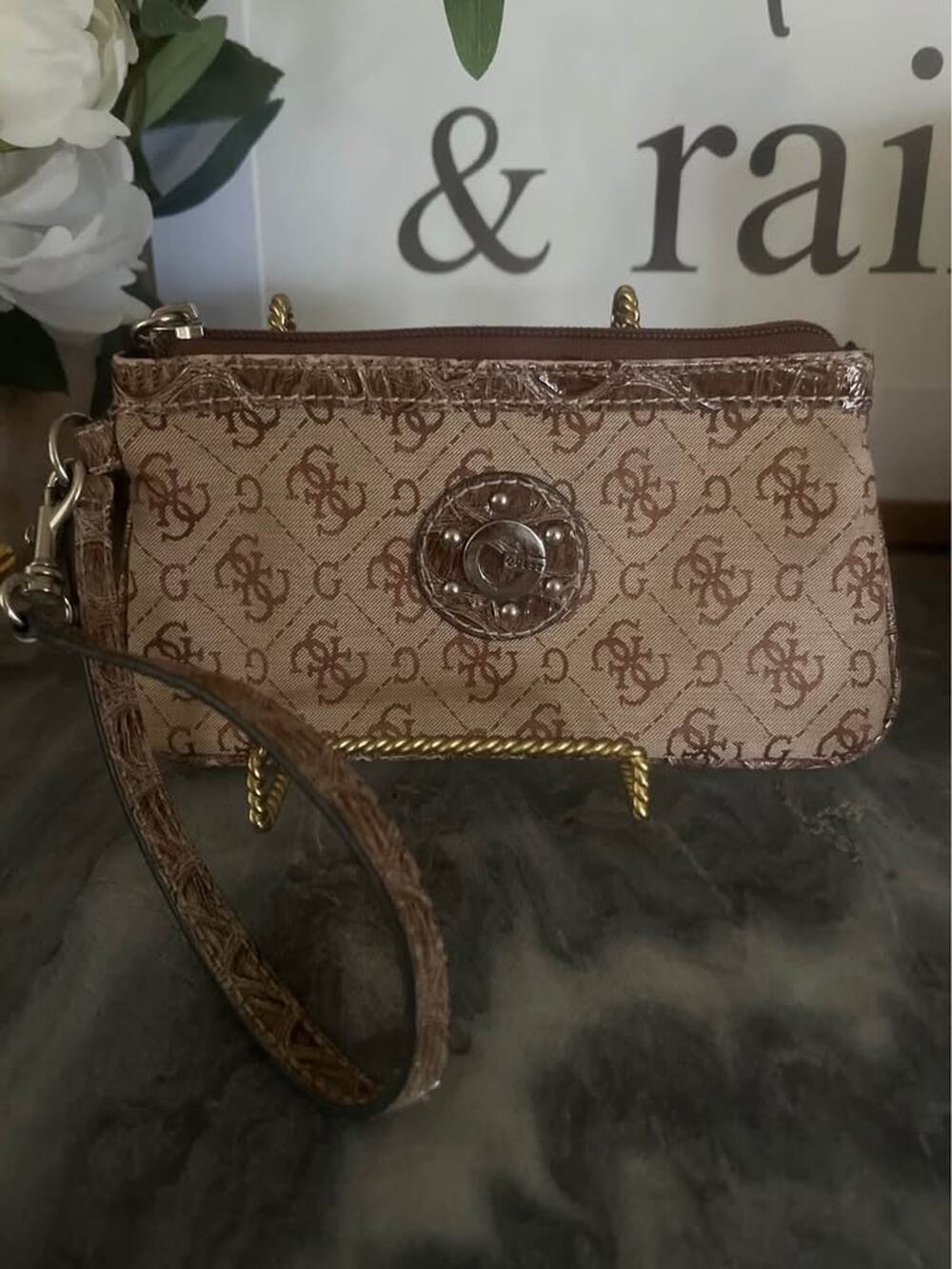 Vintage Y2K Guess Monogram Wristlet Tan Brown Logo Mini Micro Wallet Clutch